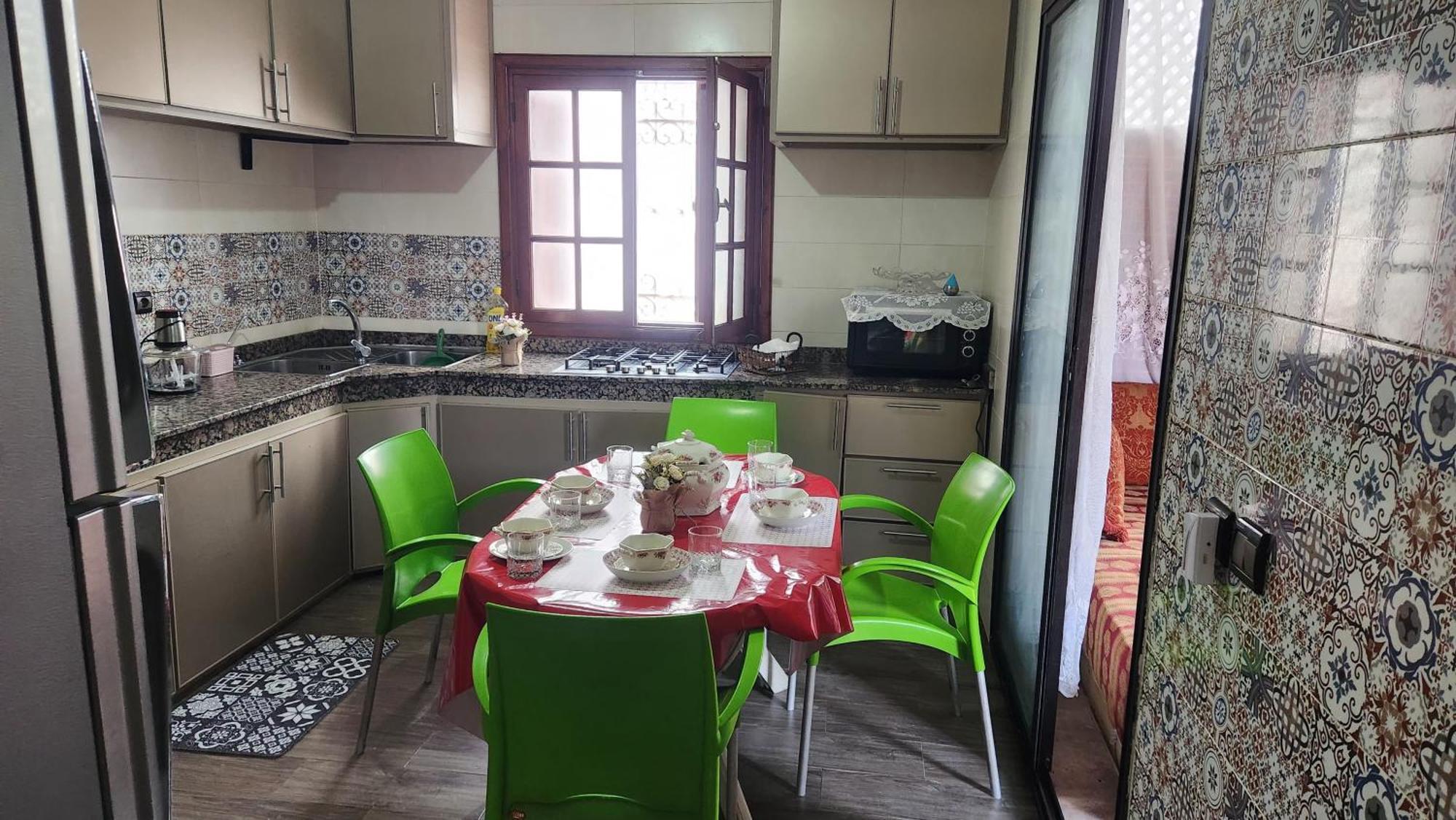 5min A Pied De L'aeroport Apartment